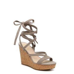 Guess Treacy Lace Up Wedge Sandal Gray Faux Suede Size 6 1/2 M
